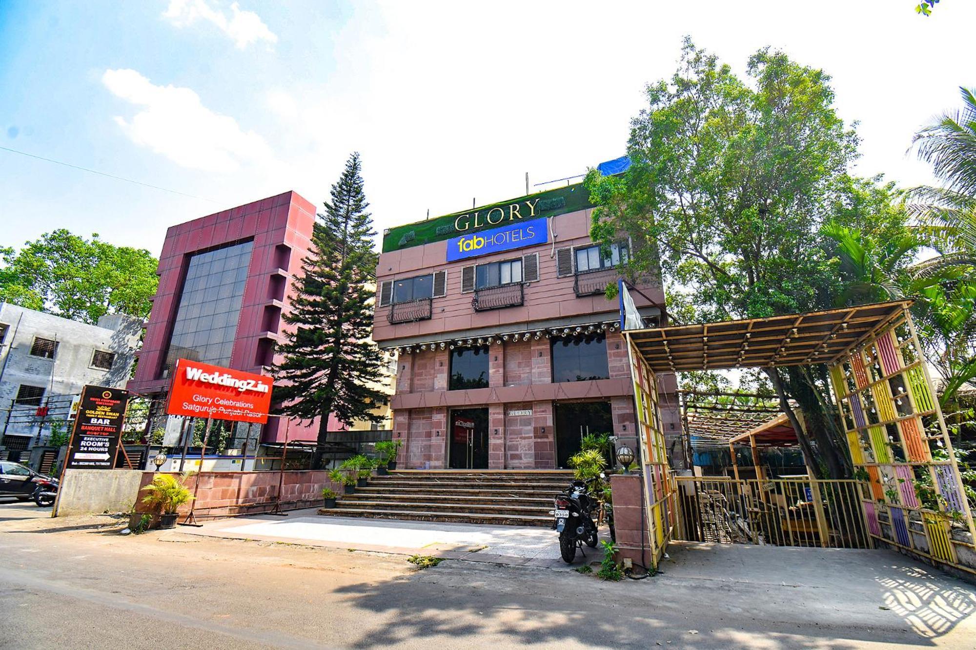 Hotel Fabexpress Glory - Nr Skywalk Bridge Pimpri-Chinchwad Esterno foto